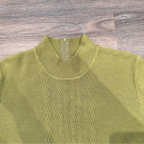Vintage Koret Women’s Light Green Crew Neck Sweater Top Long Sleeves sz M/P - Picture 3 of 7